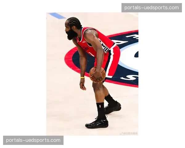 快船交易哈登后进攻流畅度提升 加兰41分创生涯新高