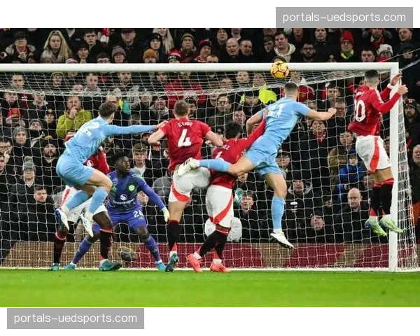 曼城2-2平诺丁汉森林 争冠路上意外失分影响格局