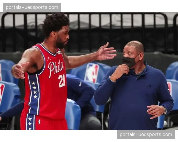 里弗斯斜腹肌二级拉伤预计休战4-6周无缘季后赛 里弗斯斜腹肌二级拉伤预计休战4-6周无缘季后赛